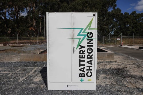 BATTERY FIRE TEST: Storemasta 18-Outlet Battery Cabinet